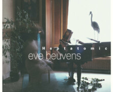 Eve Beuvens, Heptatomic