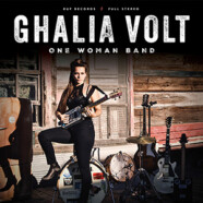 Ghalia Volt : One Woman Band