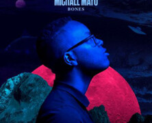 Michael Mayo : Bones