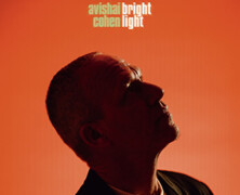 Avishai Cohen : Bright Light