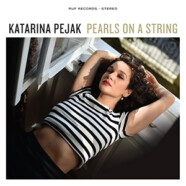 Katarina Pejak : Pearls on a String