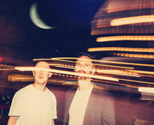 Ant Law & Alex Hitchcock : Same Moon in the Same World