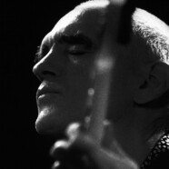 Steve Swallow : quand l’hirondelle chante l’hiver.
