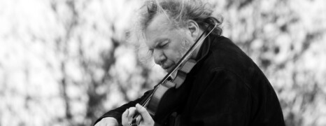 Yves Teicher, Monade